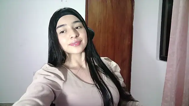 Snapshot of aineangeel chatting on 09-25-25, 12:25 aineangeel online show from 09-25-25, 12:25