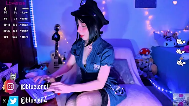 bluelen online show from 01-25-25, 08:21