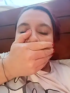 Snapshot of MarthinaBaker chatting on 11-23-25, 07:46 MarthinaBaker online show from 11-23-25, 07:46