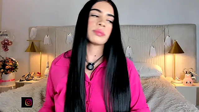 Snapshot of susan_zc chatting on 10-04-25, 09:02 susan zc online show from 10-04-25, 09:02