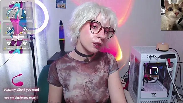  Moonlight t online show from 10-11-25, 12:47