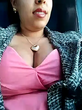 Snapshot of Emily_Wane chatting on 12-10-24, 03:01 Emily Wane online show from 12-10-24, 03:01