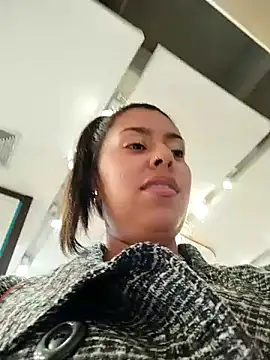 Snapshot of Emily_Wane chatting on 12-10-24, 06:06 Emily Wane online show from 12-10-24, 06:06