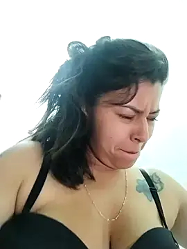 Snapshot of Emily_Wane chatting on 12-23-24, 04:01 Emily Wane online show from 12-23-24, 04:01