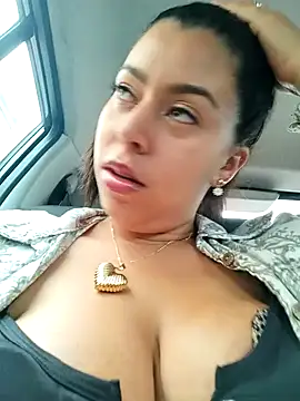 Snapshot of Emily_Wane chatting on 01-03-25, 02:19 Emily Wane online show from 01-03-25, 02:19