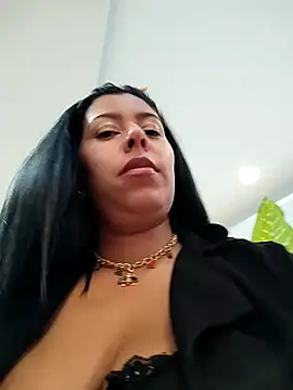 Snapshot of Emily_Wane chatting on 01-04-25, 08:48 Emily Wane online show from 01-04-25, 08:48