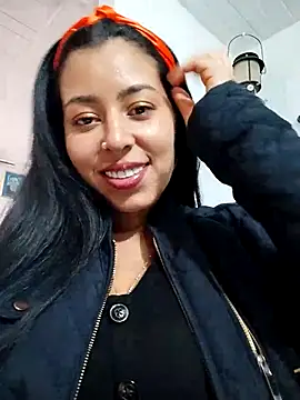 Snapshot of Emily_Wane chatting on 03-14-25, 04:19 Emily Wane online show from 03-14-25, 04:19