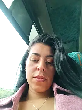 Snapshot of Emily_Wane chatting on 09-22-25, 06:10 Emily Wane online show from 09-22-25, 06:10