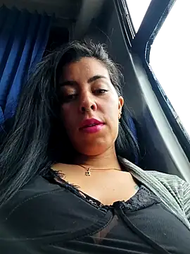 Snapshot of Emily_Wane chatting on 11-01-25, 04:20 Emily Wane online show from 11-01-25, 04:20