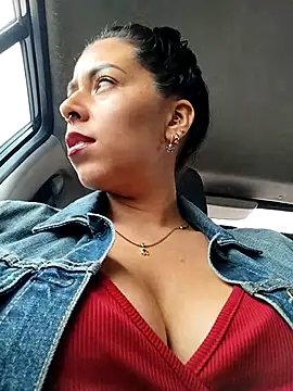 Snapshot of Emily_Wane chatting on 11-03-25, 03:13 Emily Wane online show from 11-03-25, 03:13