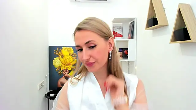 Snapshot of PassionGlow chatting on 02-17-25, 03:53 PassionGlow online show from 02-17-25, 03:53