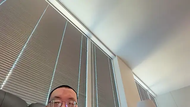 slaveasianboy online show from 12-21-25, 02:46