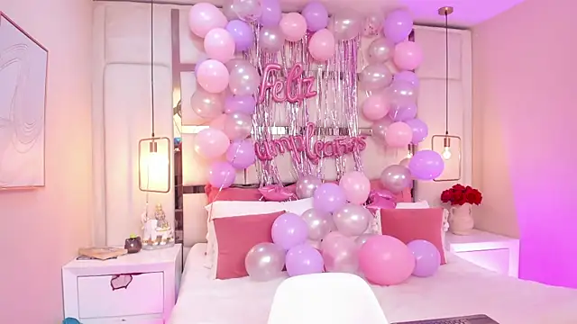 elizavenus online show from 11-14-25, 01:21