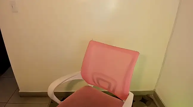 kiaraowen online show from 01-08-25, 09:12