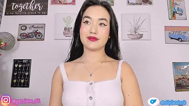 olivia22love online show from 10-10-25, 12:48