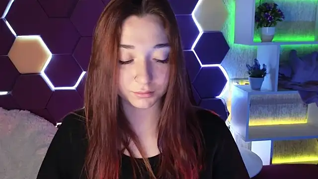 YasmineWest online show from 12-02-24, 01:14