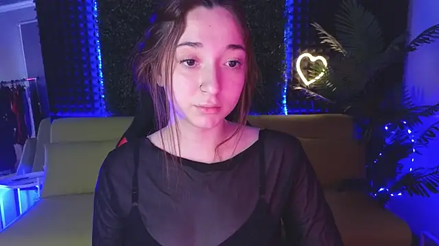 YasmineWest online show from 12-11-24, 07:53