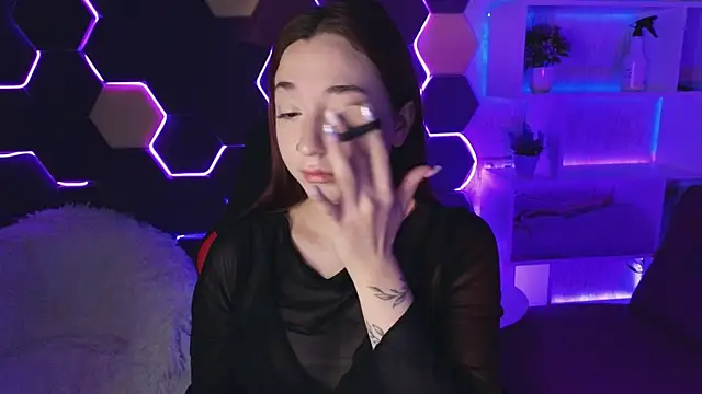 YasmineWest online show from 12-12-24, 01:10