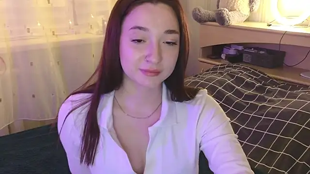 YasmineWest online show from 02-20-25, 12:15