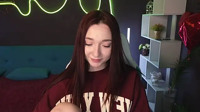 YasmineWest online show from 02-24-25, 10:15