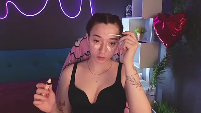 YasmineWest online show from 03-07-25, 12:37