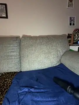 fatfabulous1981 online show from 11-21-25, 12:15