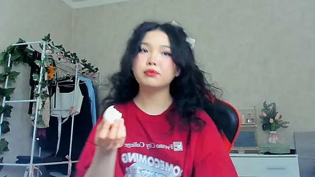 Snapshot of wastforu chatting on 02-03-25, 11:20 wastforu online show from 02-03-25, 11:20