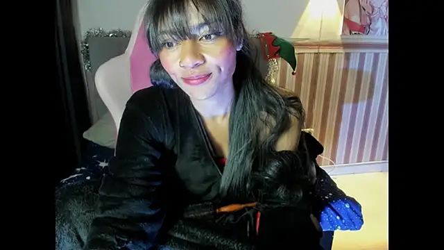 Snapshot of Lilithsabeth chatting on 12-21-24, 07:45 Lilithsabeth online show from 12-21-24, 07:45