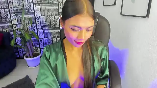 Snapshot of Lilithsabeth chatting on 01-10-25, 11:50 Lilithsabeth online show from 01-10-25, 11:50