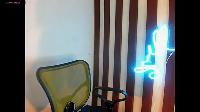 Snapshot of Lilithsabeth chatting on 09-19-25, 08:53 Lilithsabeth online show from 09-19-25, 08:53