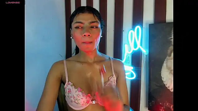 Snapshot of Lilithsabeth chatting on 09-21-25, 10:55 Lilithsabeth online show from 09-21-25, 10:55