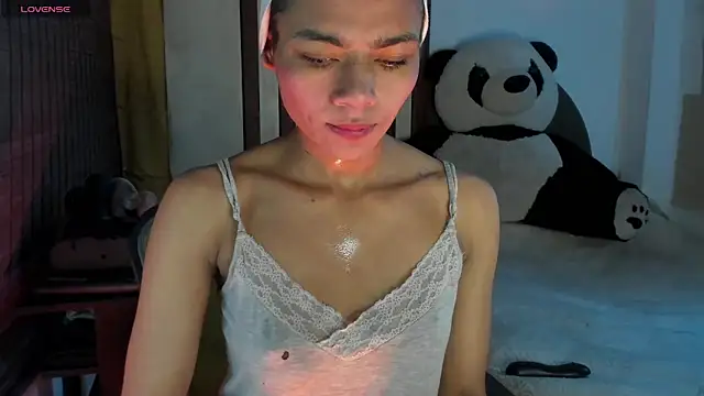 Snapshot of Lilithsabeth chatting on 10-25-25, 12:18 Lilithsabeth online show from 10-25-25, 12:18