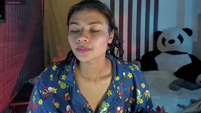 Snapshot of Lilithsabeth chatting on 10-27-25, 12:58 Lilithsabeth online show from 10-27-25, 12:58