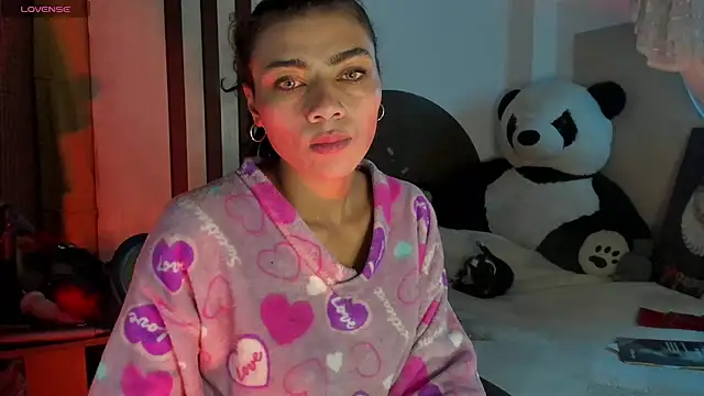 Snapshot of Lilithsabeth chatting on 10-29-25, 12:13 Lilithsabeth online show from 10-29-25, 12:13