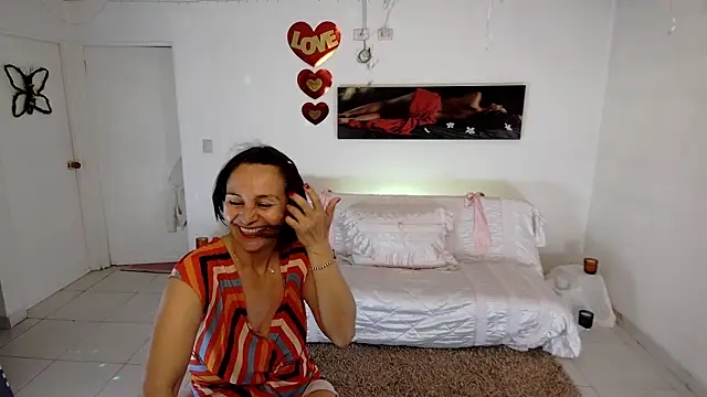 Snapshot of lollita_23_ chatting on 04-24-26, 08:33 lollita 23 online show from 04-24-26, 08:33