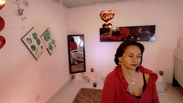 Snapshot of lollita_23_ chatting on 05-06-26, 07:19 lollita 23 online show from 05-06-26, 07:19