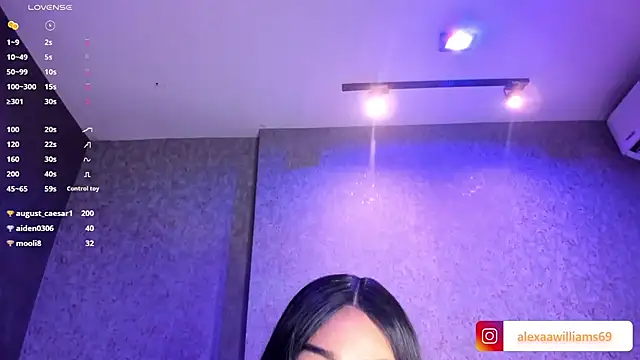 Snapshot of AleexxaWilliams chatting on 12-03-24, 07:44 AleexxaWilliams online show from 12-03-24, 07:44