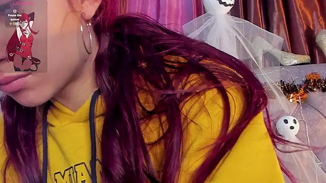  Scarlett 01 online show from 10-19-25, 01:34