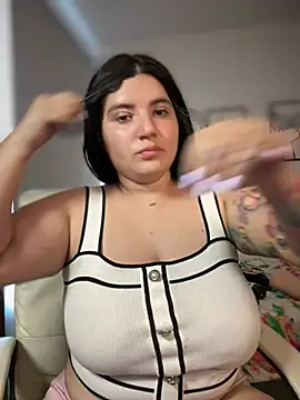 horny roomiess online show from 03-04-26, 09:21