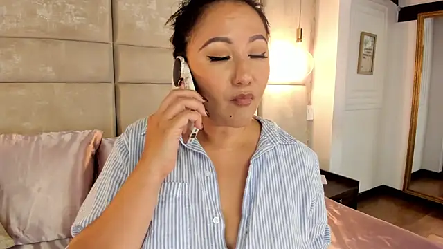 Victoria-Harper online show from 03-10-25, 03:52