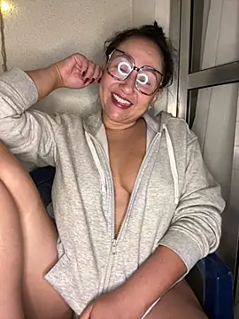 Victoria-Harper online show from 03-15-25, 01:41