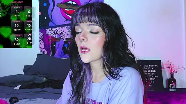 Snapshot of purple_em69 chatting on 12-11-24, 03:56 purple em69 online show from 12-11-24, 03:56