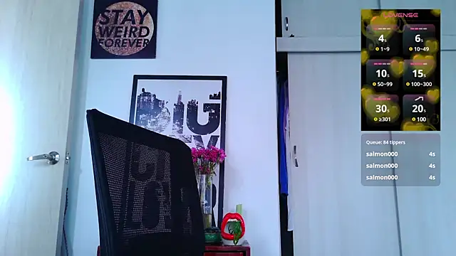 Snapshot of purple_em69 chatting on 02-11-25, 07:38 purple em69 online show from 02-11-25, 07:38