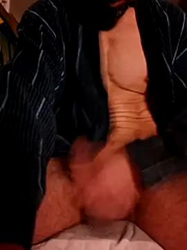 Gros-tuyau-93 online show from 04-15-26, 09:16