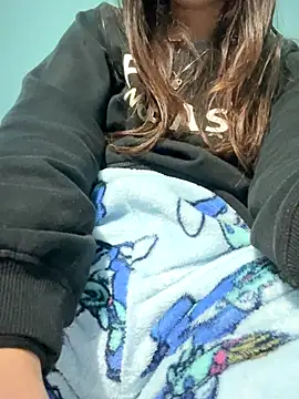 Snapshot of rossana99_ chatting on 10-26-25, 04:57 rossana99 online show from 10-26-25, 04:57