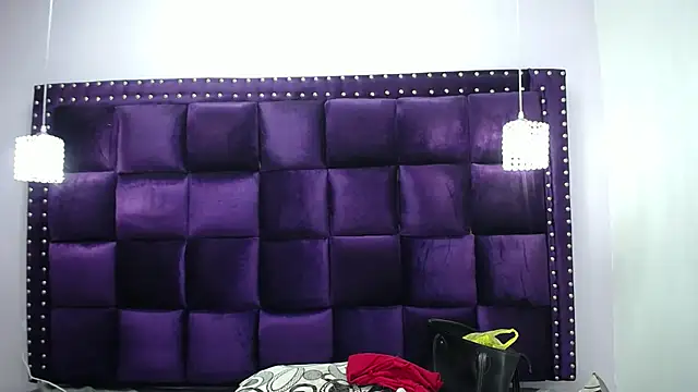 CrushOnMe  online show from 01-25-25, 07:28