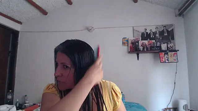 Snapshot of LucifernandaSw chatting on 03-06-25, 04:49 LucifernandaSw online show from 03-06-25, 04:49