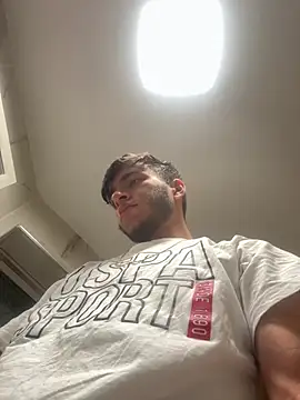 Snapshot of alejdrip chatting on 12-12-24, 07:19 alejdrip online show from 12-12-24, 07:19