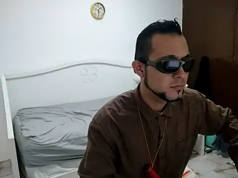 Yeye25199 online show from 02-15-25, 08:33