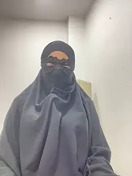 Snapshot of Hijabi_HotGirls chatting on 02-22-25, 07:45 Hijabi HotGirls online show from 02-22-25, 07:45